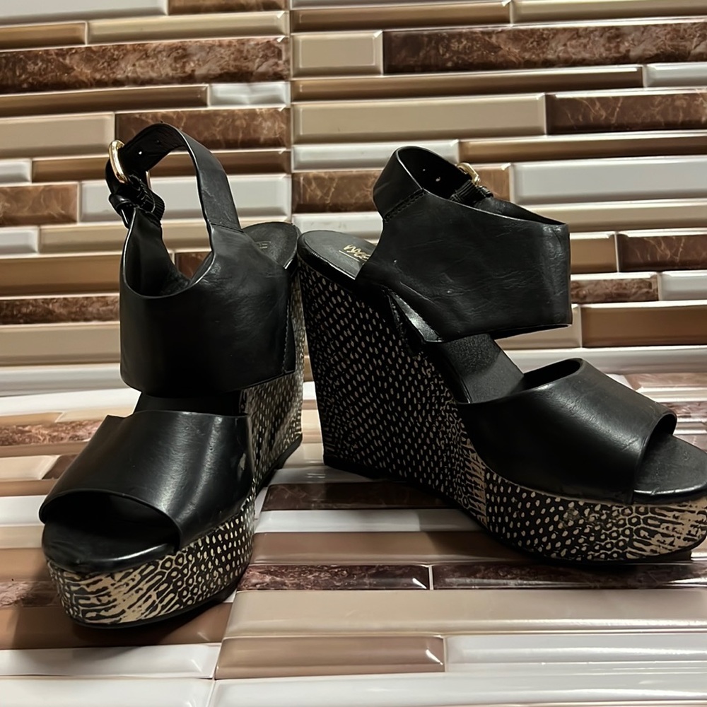 Massimo, black, upper leather wedges